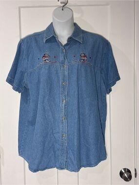 Quizz Jeans Woman Denim Button-Up Shirt with Embroidered Skating Patriotic Bear